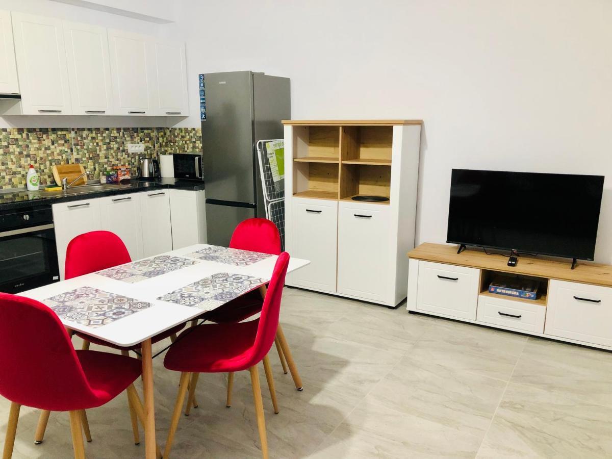 New And Modern Apartments In Villa, Near City Center M36 Temešvár Exteriér fotografie