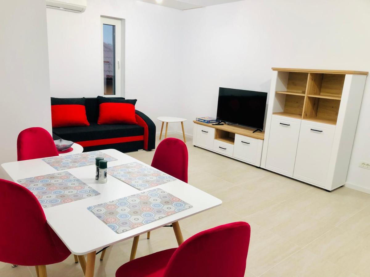 New And Modern Apartments In Villa, Near City Center M36 Temešvár Exteriér fotografie