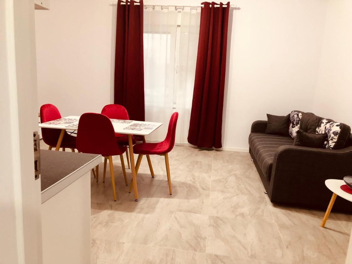 New And Modern Apartments In Villa, Near City Center M36 Temešvár Exteriér fotografie